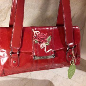(Gucci Style Rose) - Red Leather Purse  do not have the green leaf shown on bag
